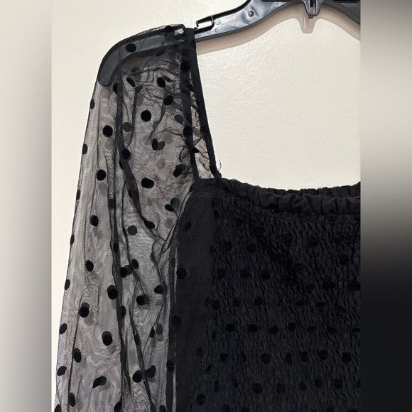 Forever 21 Black top size medium - Picture 4 of 5